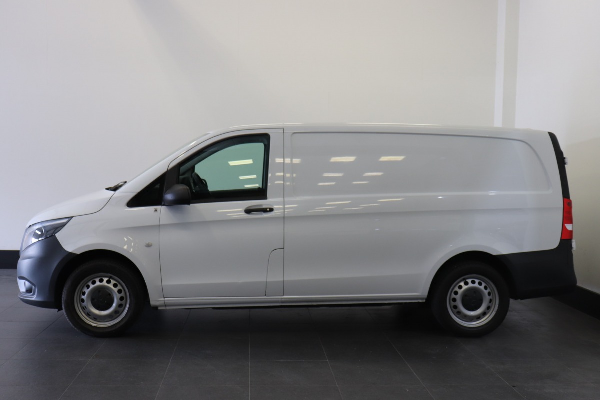 Mercedes-Benz eVito Lang ELEKTRISCH! - Airco - Navi - Camera - € 17.950,- Excl.