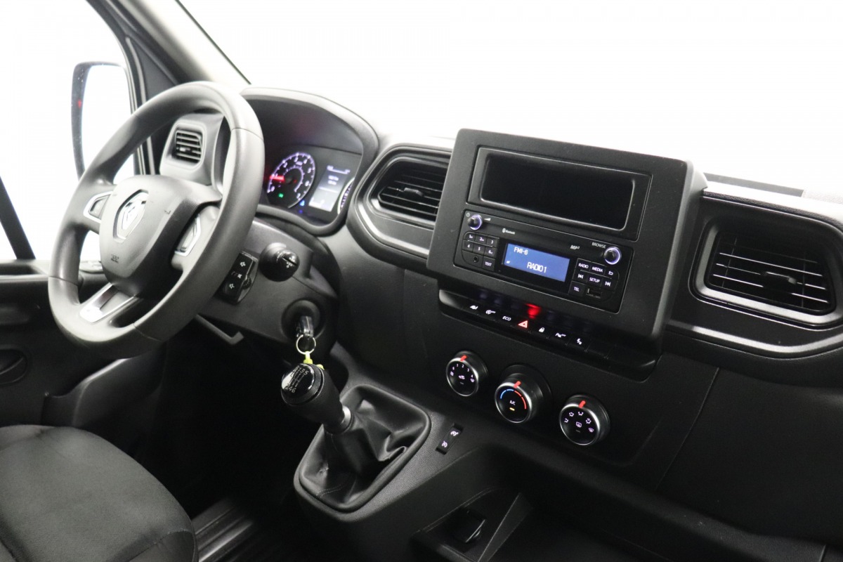 Renault Master 2.3 dCi 150PK L2H2 EURO 6 - Airco - Cruise - PDC - € 15.950,- Excl.