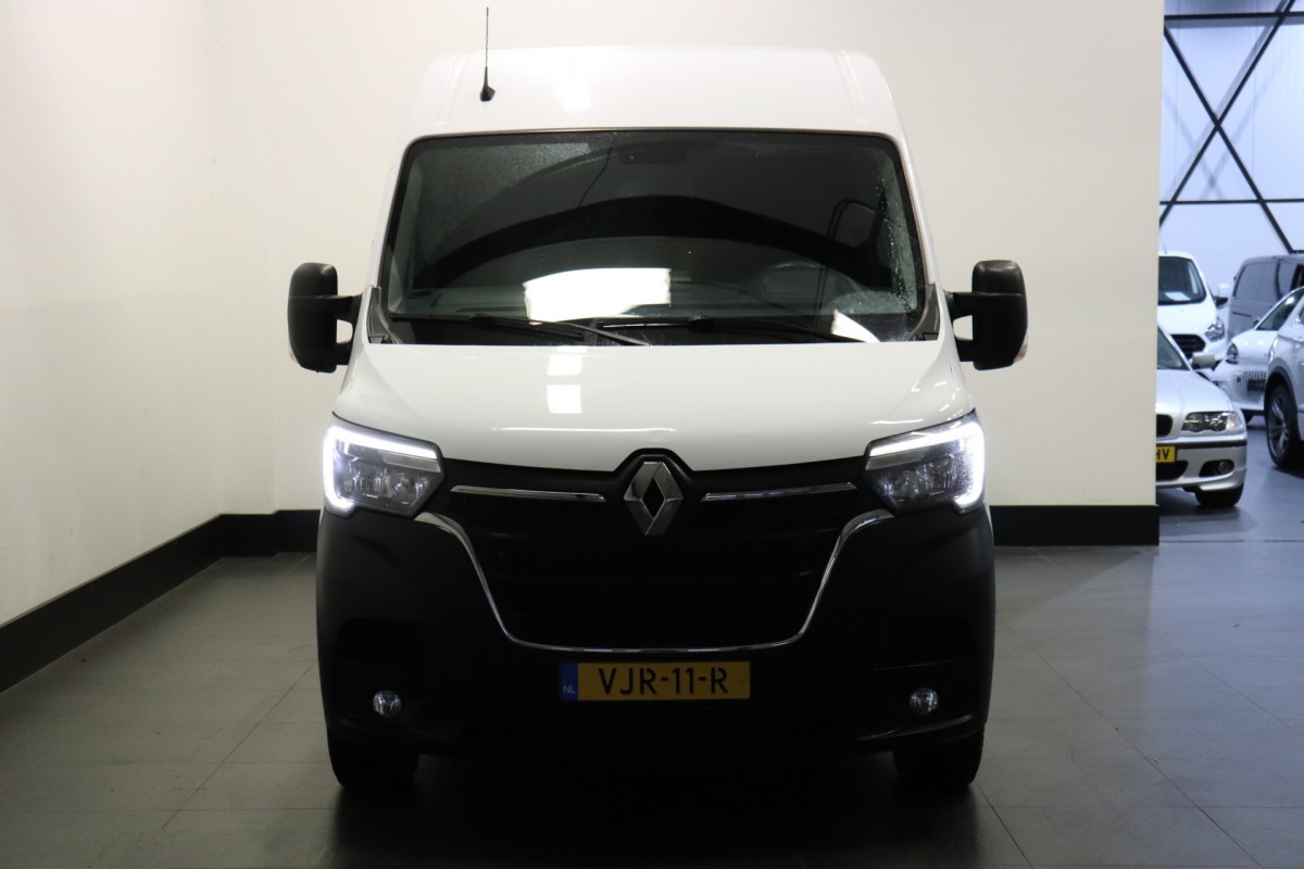 Renault Master 2.3 dCi 150PK L2H2 EURO 6 - Airco - Cruise - PDC - € 19.950,- Excl.