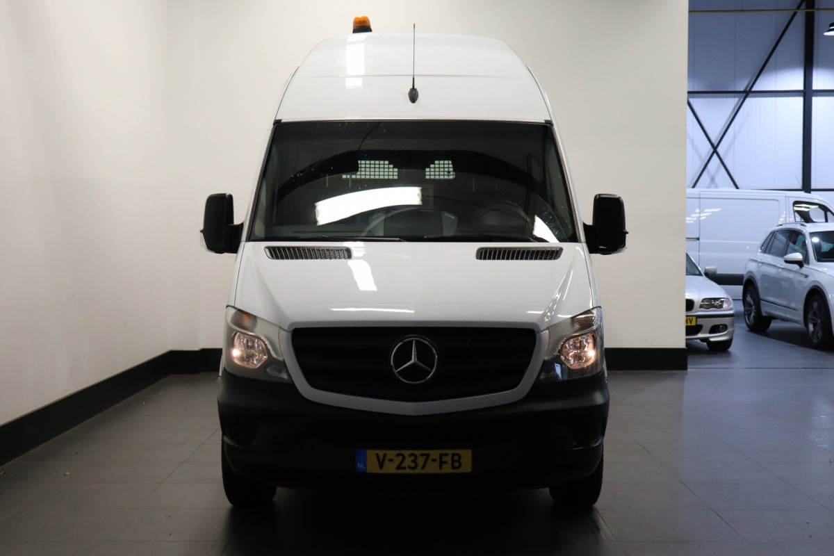 Mercedes-Benz Sprinter 314 2.2 CDI Automaat L2H3 - EURO 6 - Airco - Cruise - Trekhaak - € 18.900,- Excl.