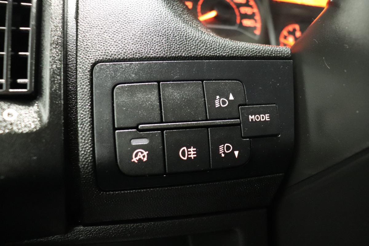 Citroën Jumper 2.2 BlueHDi 120PK EURO 6 - Airco - Start/Stop - € 11.900,- Excl.