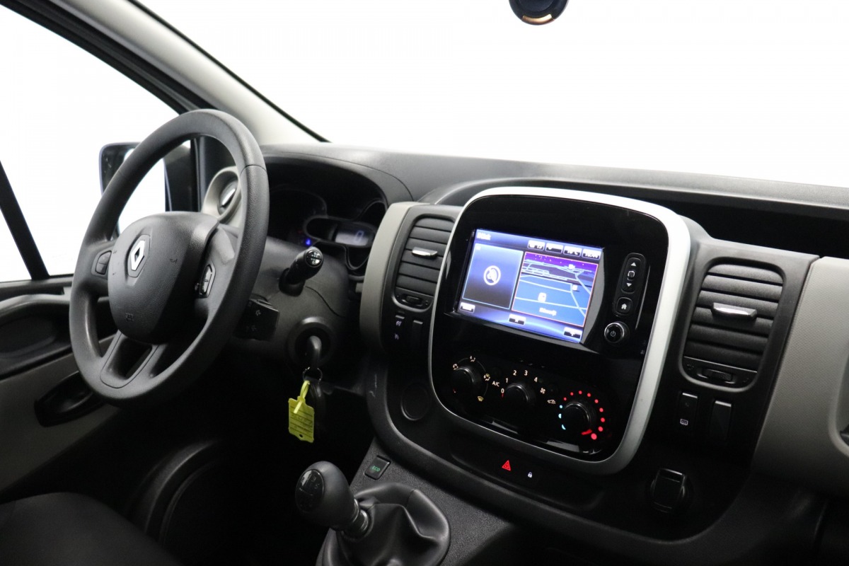 Renault Trafic 1.6 dCi EURO 6 - Airco - Navi - Cruise - € 10.900,- Excl.