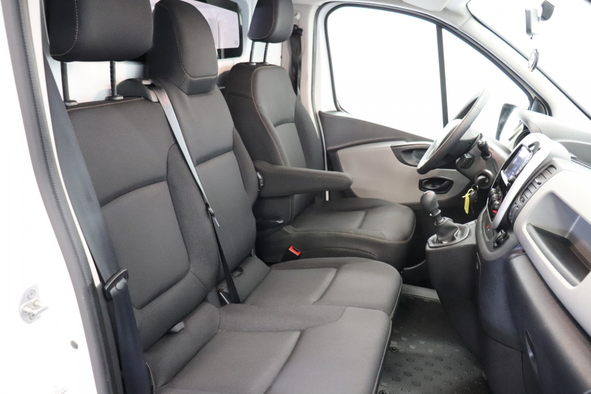 Renault Trafic 1.6 dCi EURO 6 - Airco - Navi - Cruise - € 10.900,- Excl.