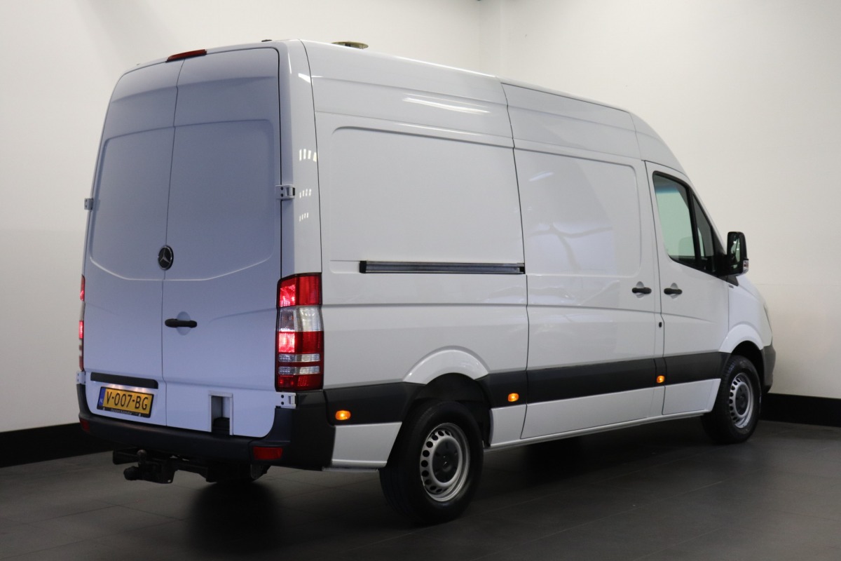 Mercedes-Benz Sprinter 316 CDI L2H2 - Airco - Cruise - Trekhaak - € 12.499.- Excl.