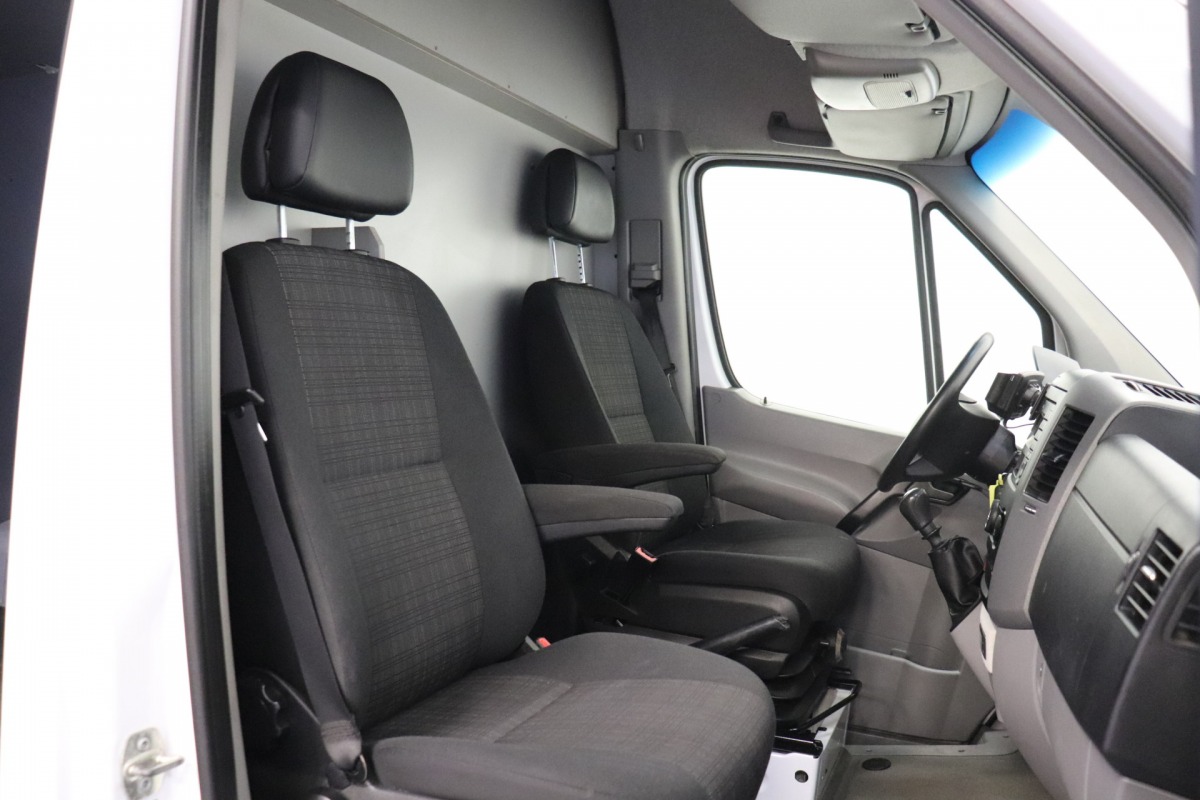 Mercedes-Benz Sprinter 316 CDI L2H2 - Airco - Cruise - Trekhaak - € 12.499.- Excl.