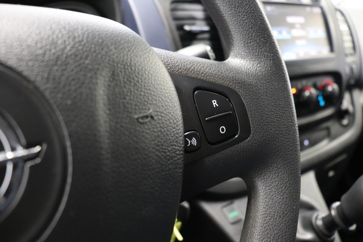 Opel Vivaro 1.6 CDTI 125PK EURO 6 - Airco - Navi - Cruise - € 8.499,- Excl.