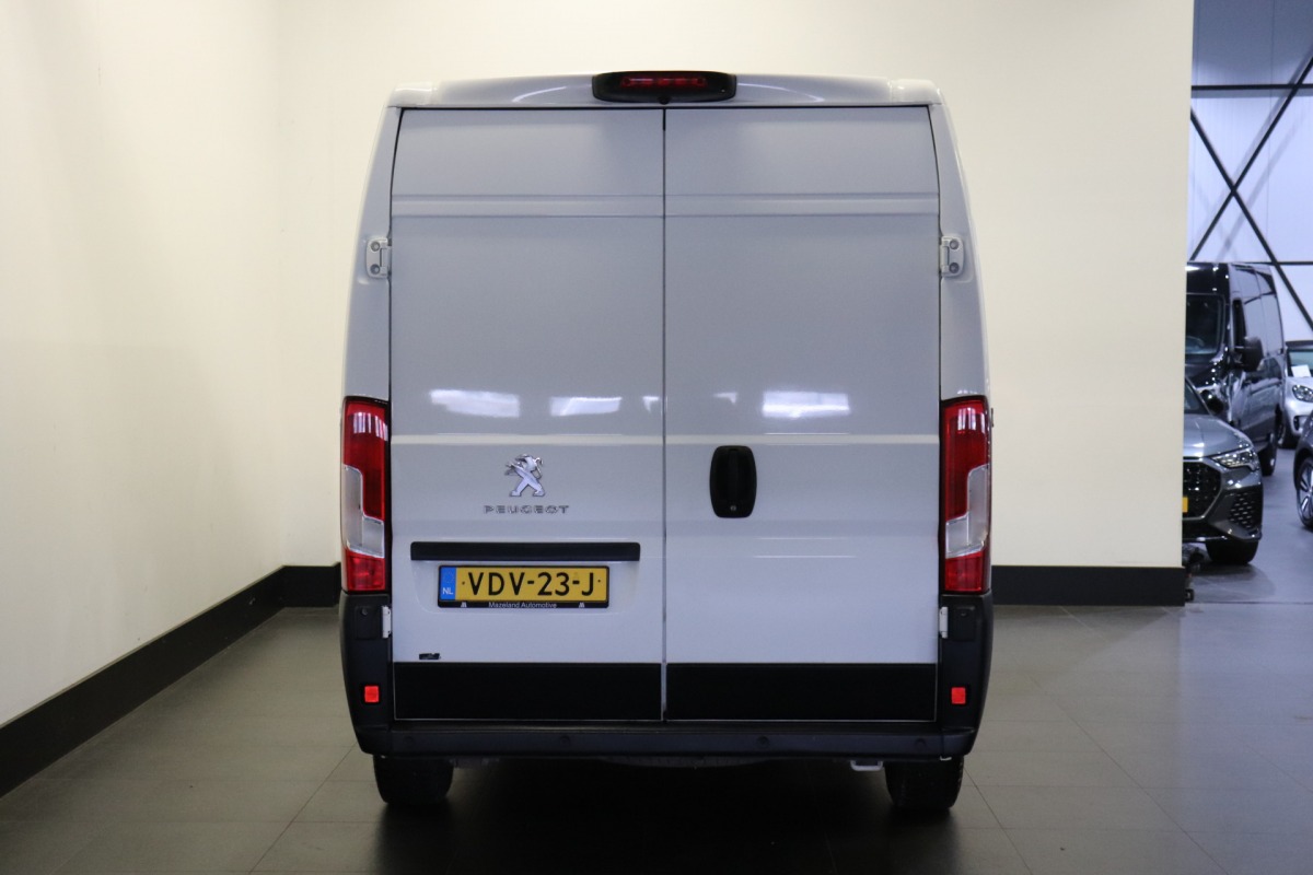 Peugeot Boxer 2.2 BlueHDi 120PK L2H2 2x Schuifdeur - Airco - Navi - Cruise - € 14.950,- Excl.