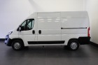 Peugeot Boxer 2.2 BlueHDi 120PK L2H2 2x Schuifdeur - Airco - Navi - Cruise - € 12.950,- Excl.
