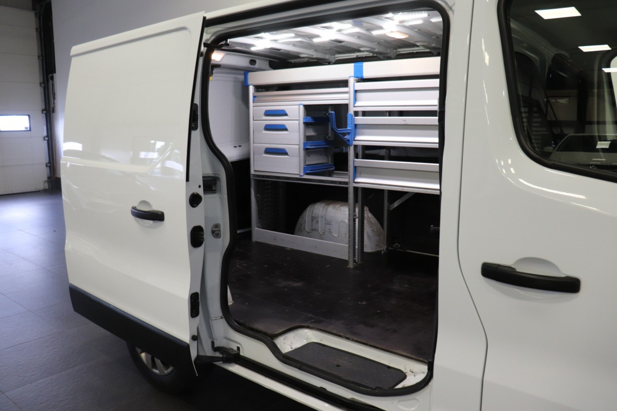 Renault Trafic 1.6 dCi EURO 6 - Airco - 2020 - PDC - € 11.499,- Excl.
