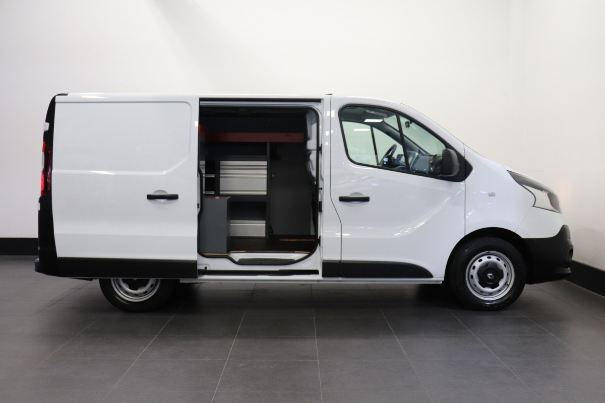 Renault Trafic 1.6 dCi EURO 6 - Airco - Navi - Cruise - € 10.900,- Excl.