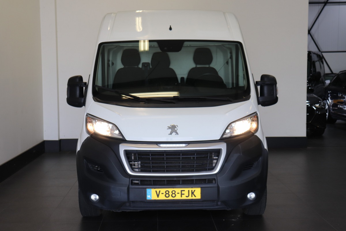 Peugeot Boxer 2.2 BlueHDi 140PK L2H2 - EURO 6 - Airco - Navi - Cruise - Camera - € 13.900,- Excl.