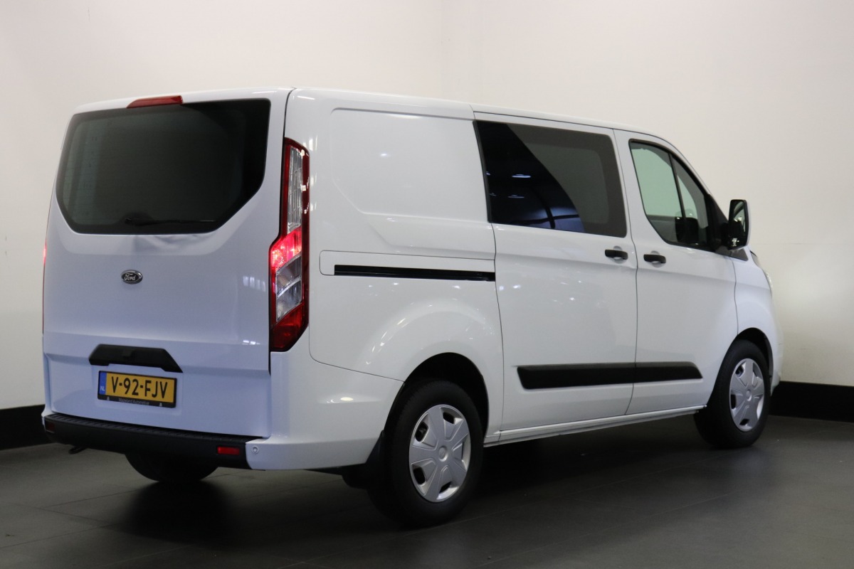Ford Transit Custom 2.0 TDCI 130PK Automaat EURO 6 - Airco - Navi - Cruise - Camera - € 14.950,- Excl.