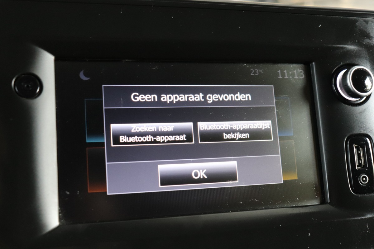 Renault Master 2.3 dCi 135PK L3H3 - EURO 6 - Airco - Navi - Cruise - € 18.900,- Excl.
