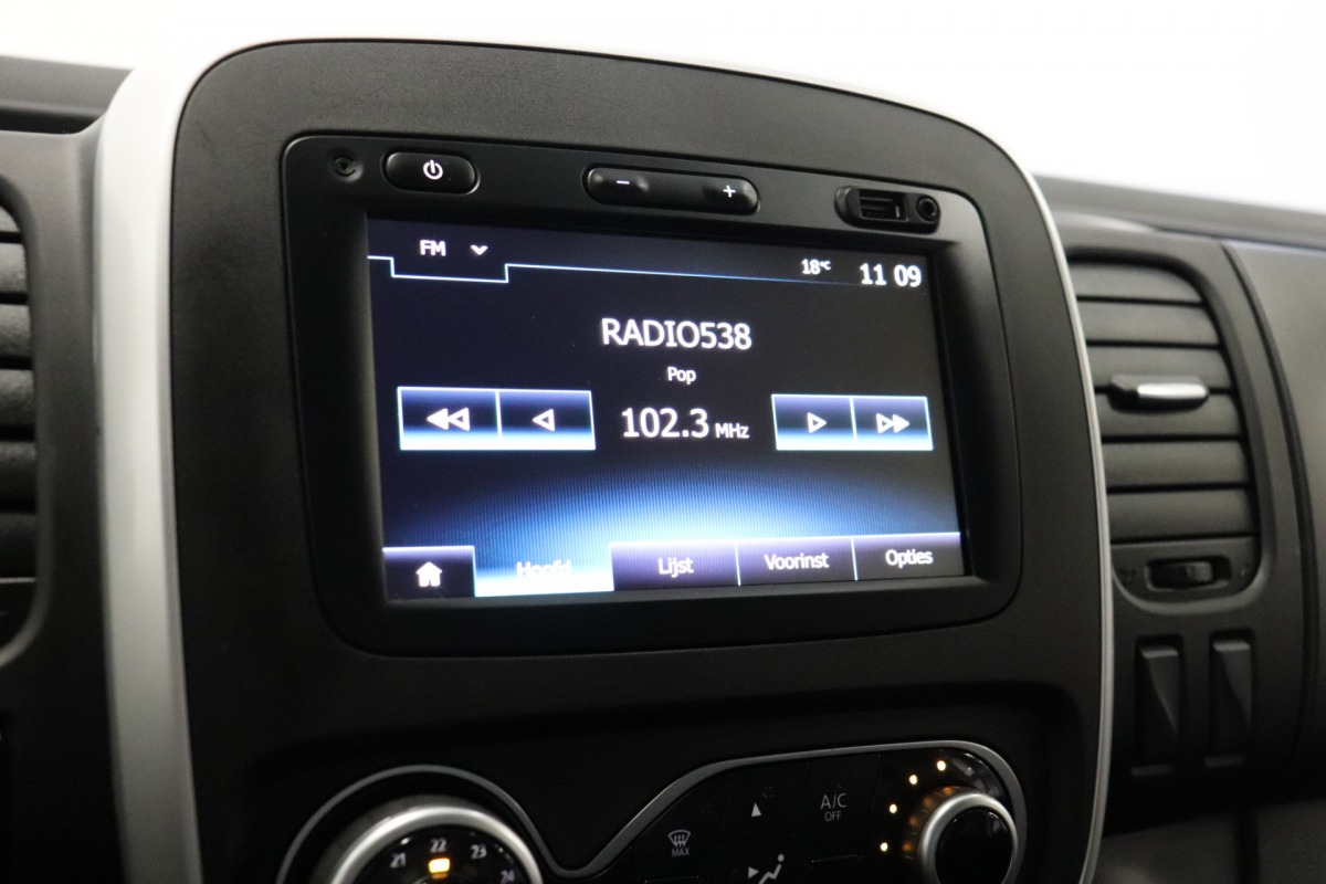 Renault Trafic 2.0 dCi 145PK EURO 6 - AC/climate - Navi - Cruise - € 11.950 ,- Excl.