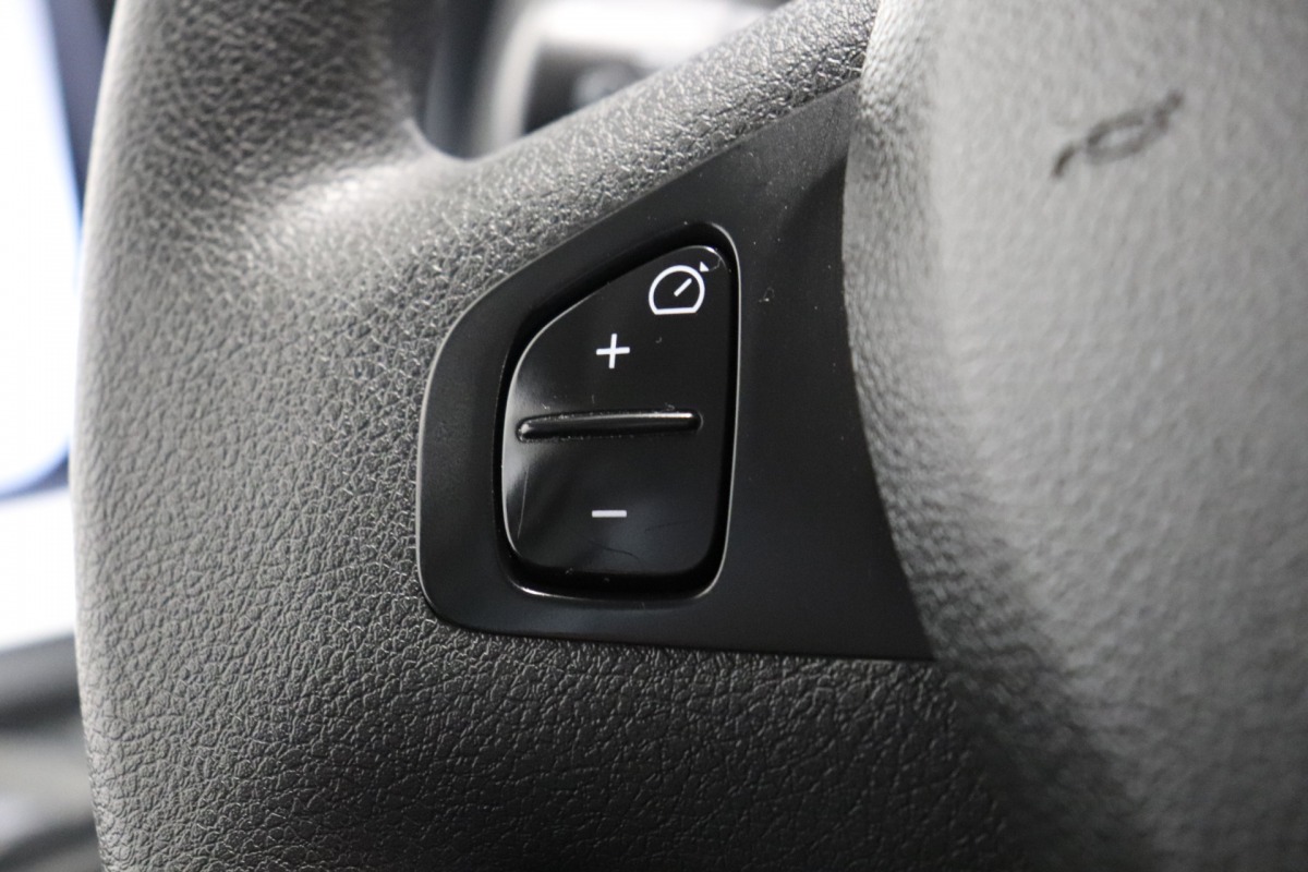Renault Trafic 2.0 dCi 145PK EURO 6 - AC/climate - Navi - Cruise - € 11.950 ,- Excl.