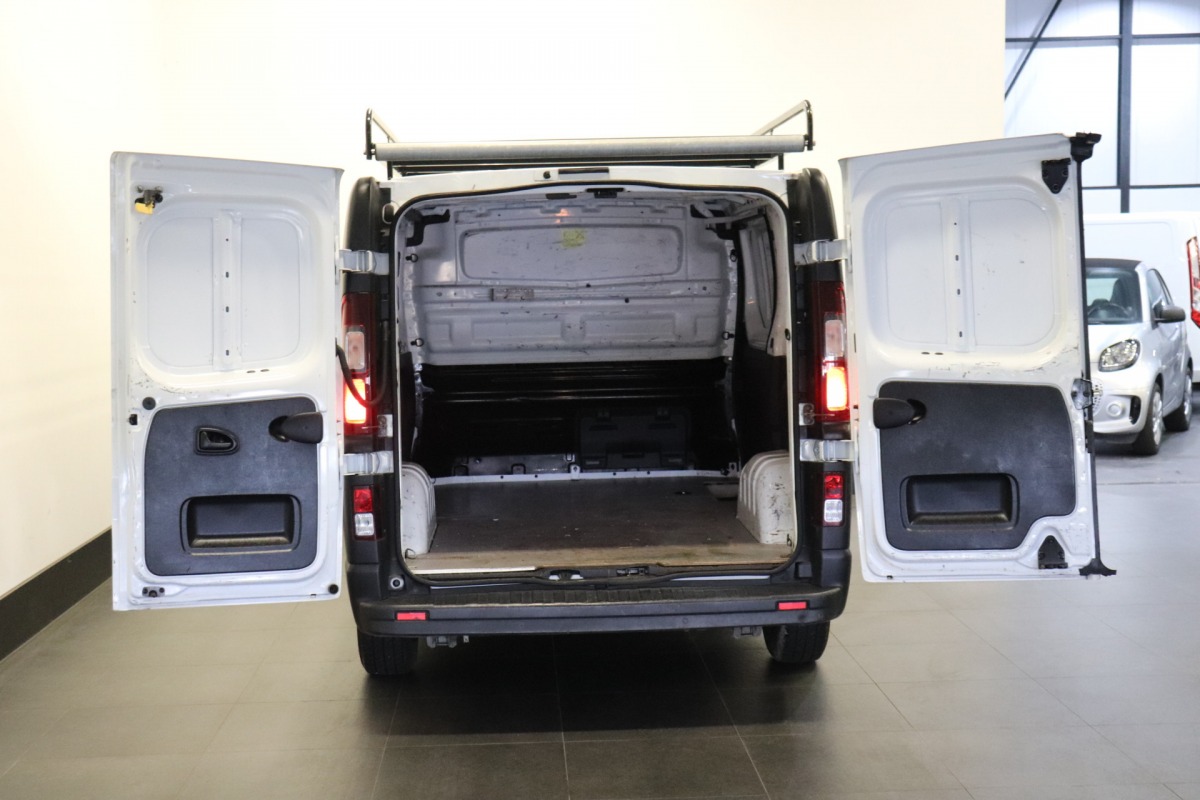 Renault Trafic 2.0 dCi 120PK - EURO 6 - Airco - Camera - € 13.900,- Excl.