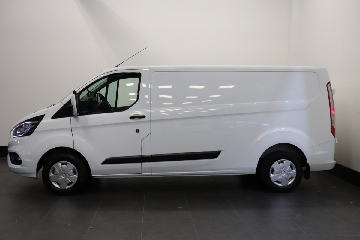 Ford Transit Custom 2.0 TDCI 130PK L2 EURO 6 - Airco - Cruise - Camera - € 15.950,- Excl.