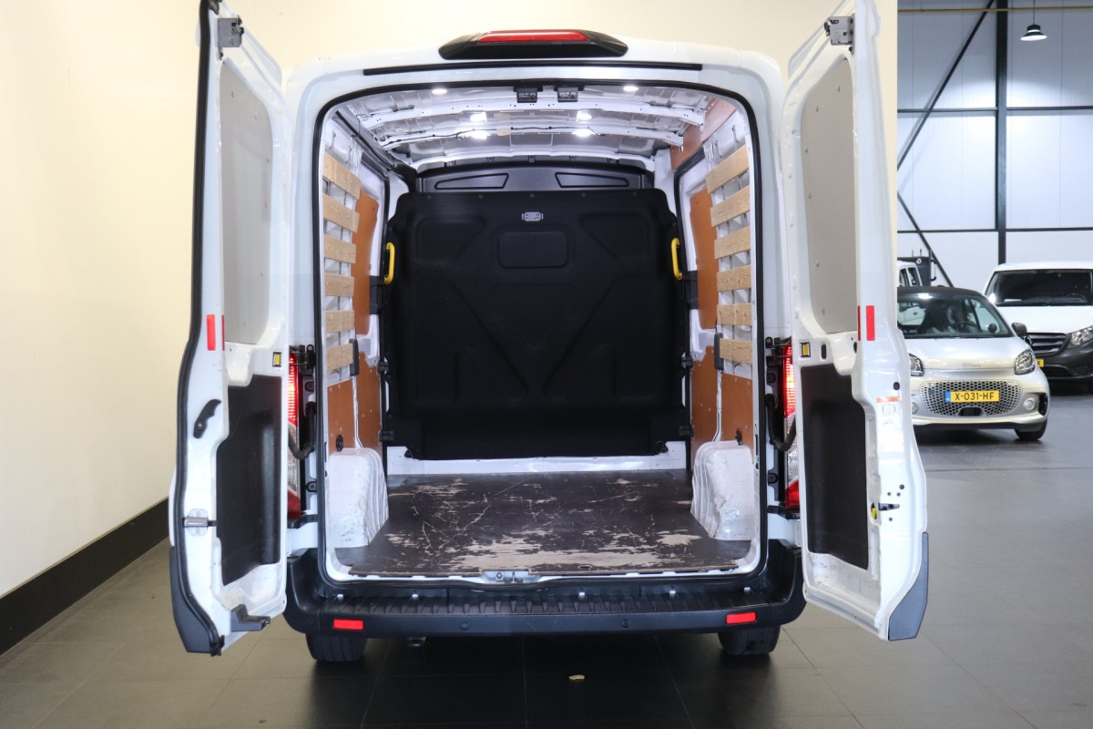 Ford Transit 2.0 TDCI L2H2 2x Schuifdeur EURO 6 - Airco - Cruise - PDC - € 14.950,- Excl.