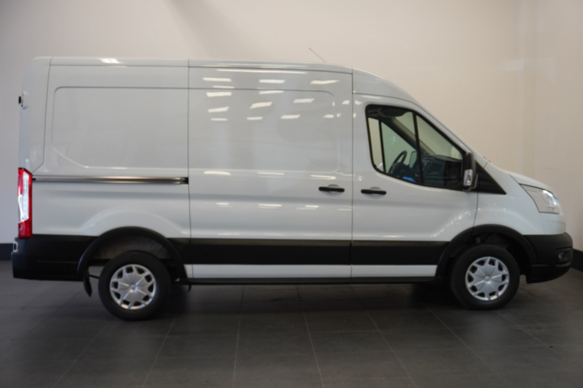 Ford Transit 2.0 TDCI L2H2 2x Schuifdeur EURO 6 - Airco - Cruise - PDC - € 14.950,- Excl.