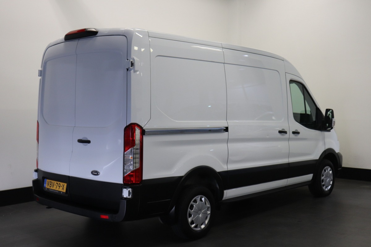 Ford Transit 2.0 TDCI L2H2 2x Schuifdeur EURO 6 - Airco - Cruise - PDC - € 14.900,- Excl.