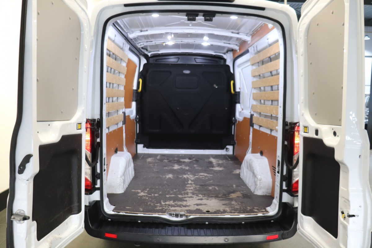Ford Transit 2.0 TDCI L2H2 2x Schuifdeur EURO 6 - Airco - Cruise - PDC - € 14.900,- Excl.