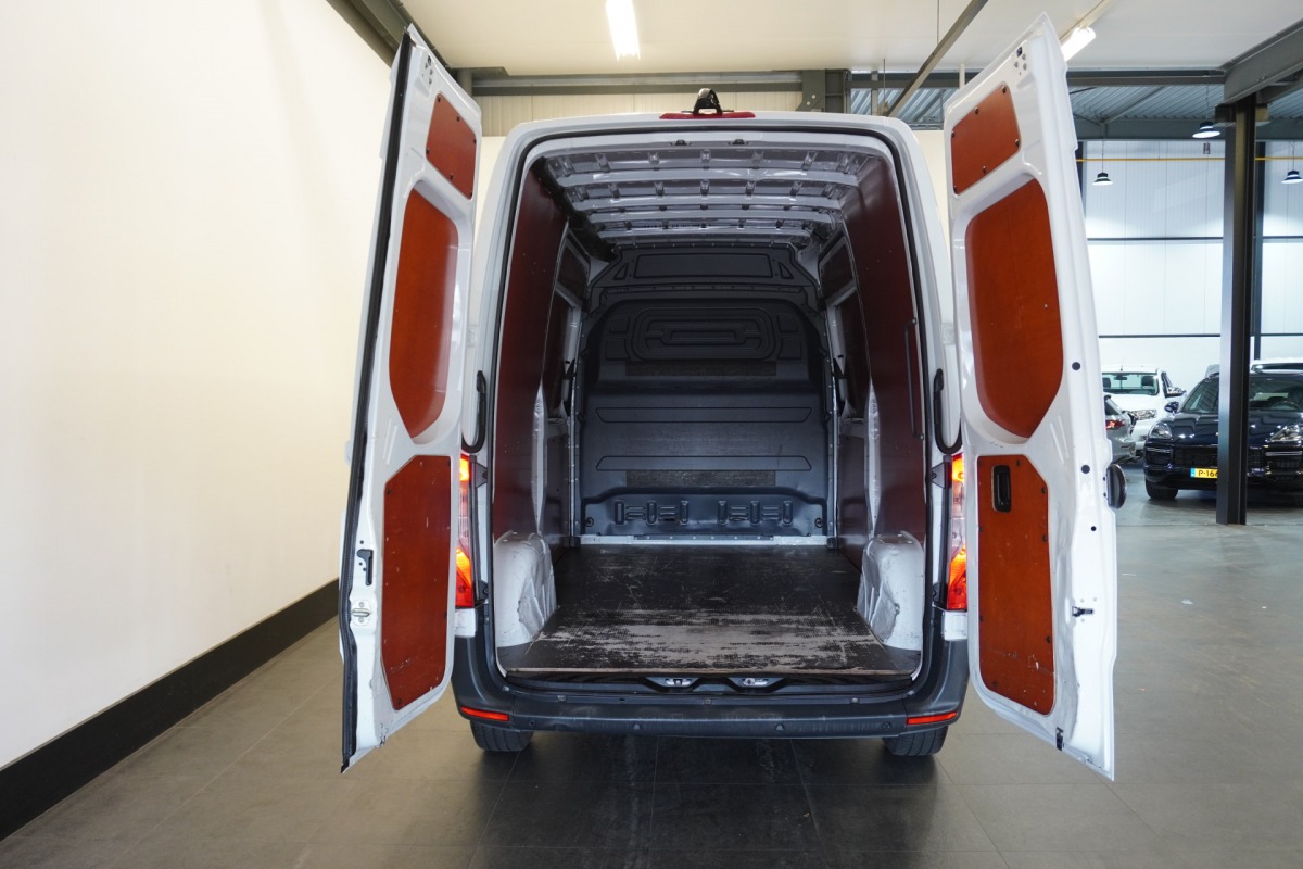 Mercedes-Benz Sprinter 314 CDI L2H2 143PK Automaat EURO 6 2 x schuifdeur - AC/Climate - PDC - € 19.900,- Excl.