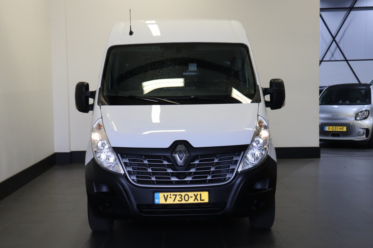 Renault Master 2.3 dCi 130PK L2H2 - EURO 6 - Airco - Navi - Cruise - € 13.950,- Excl.