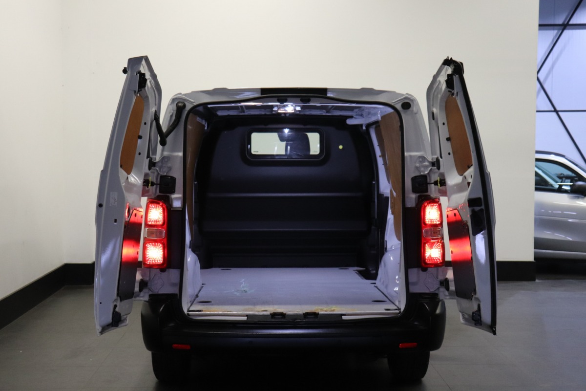 Opel Vivaro 1.5 CDTI L3 - EURO 6 - Airco - Cruise - Camera - € 16.950,- Excl.