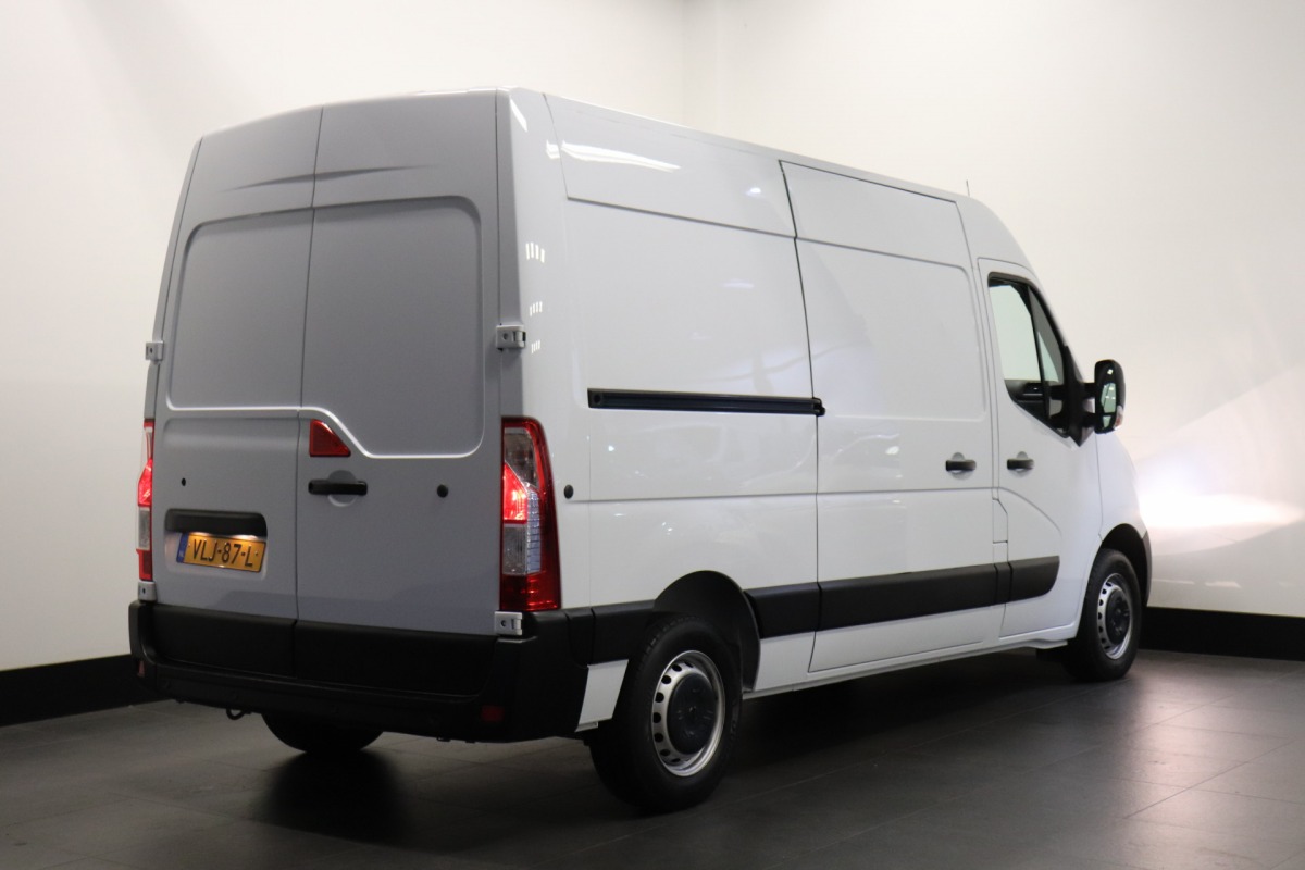 Opel Movano 2.3 Turbo 136PK L2H2 EURO 6 - AC/climate - Cruise - PDC - € 20.900,- Excl.