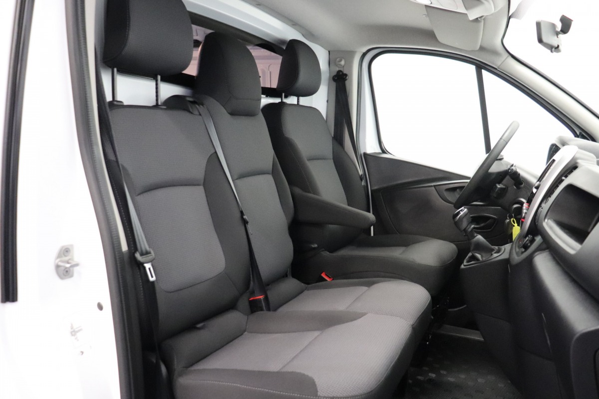 Renault Trafic 1.6 dCi - EURO 6 - Airco - Navi - Cruise - € 11.900,- Excl.