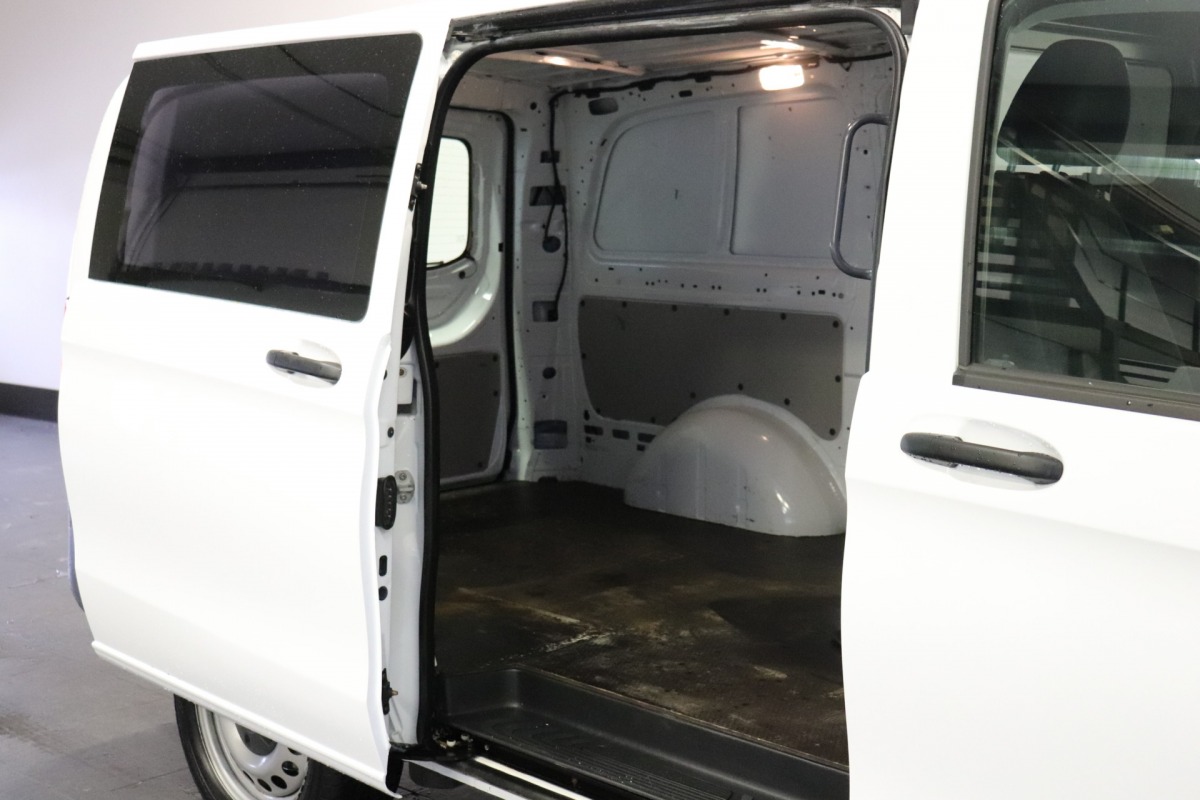 Mercedes-Benz Vito 114 CDI Lang Automaat EURO 6 - Airco - Cruise - PDC - € 16.900,- Excl.