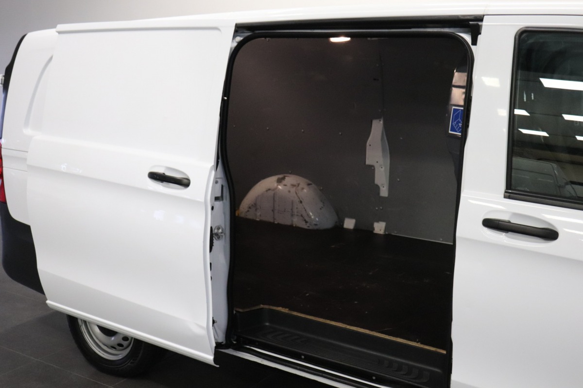 Mercedes-Benz Vito 116 CDI XL EURO 6 - Airco - Navi - Cruise - € 17.950,- Excl.
