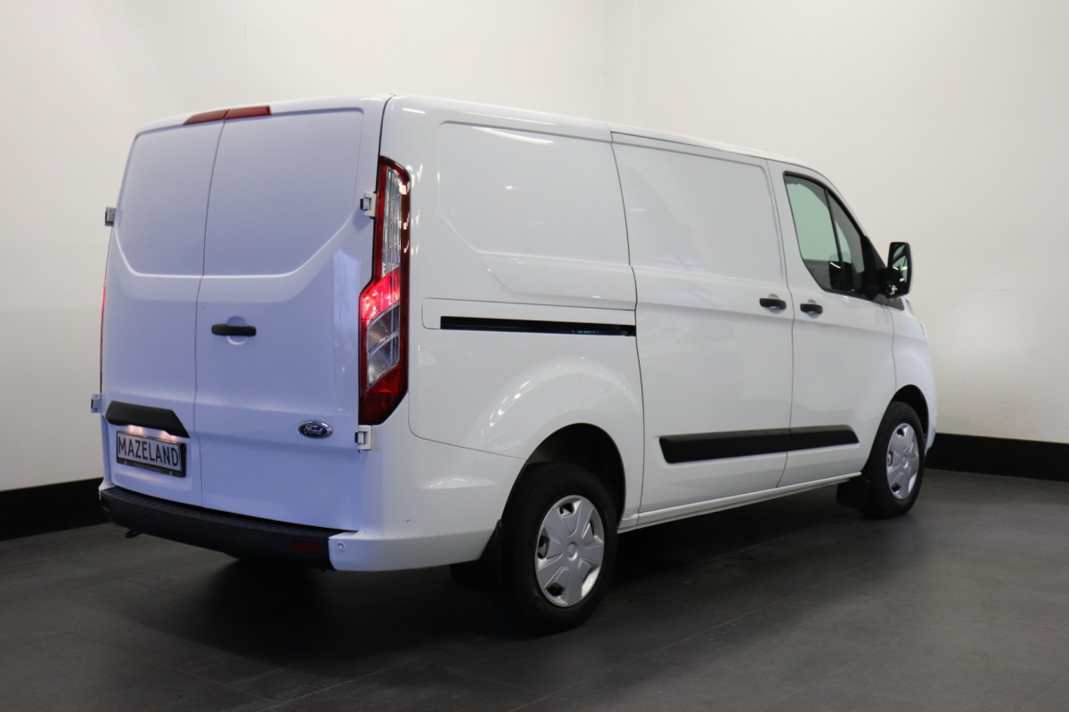 Ford Transit Custom 2.0 TDCI EURO 6 - Airco - Navi - Cruise - € 16.950,- Excl.