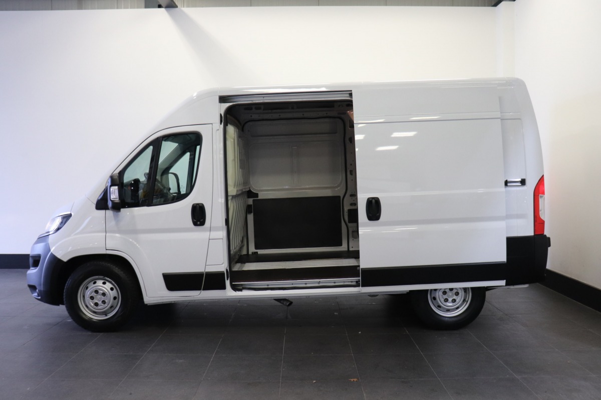 Peugeot Boxer 2.2 BlueHDi 165PK L2H2 EURO 6 - Airco - Cruise - Navi - € 13.950,- Excl.