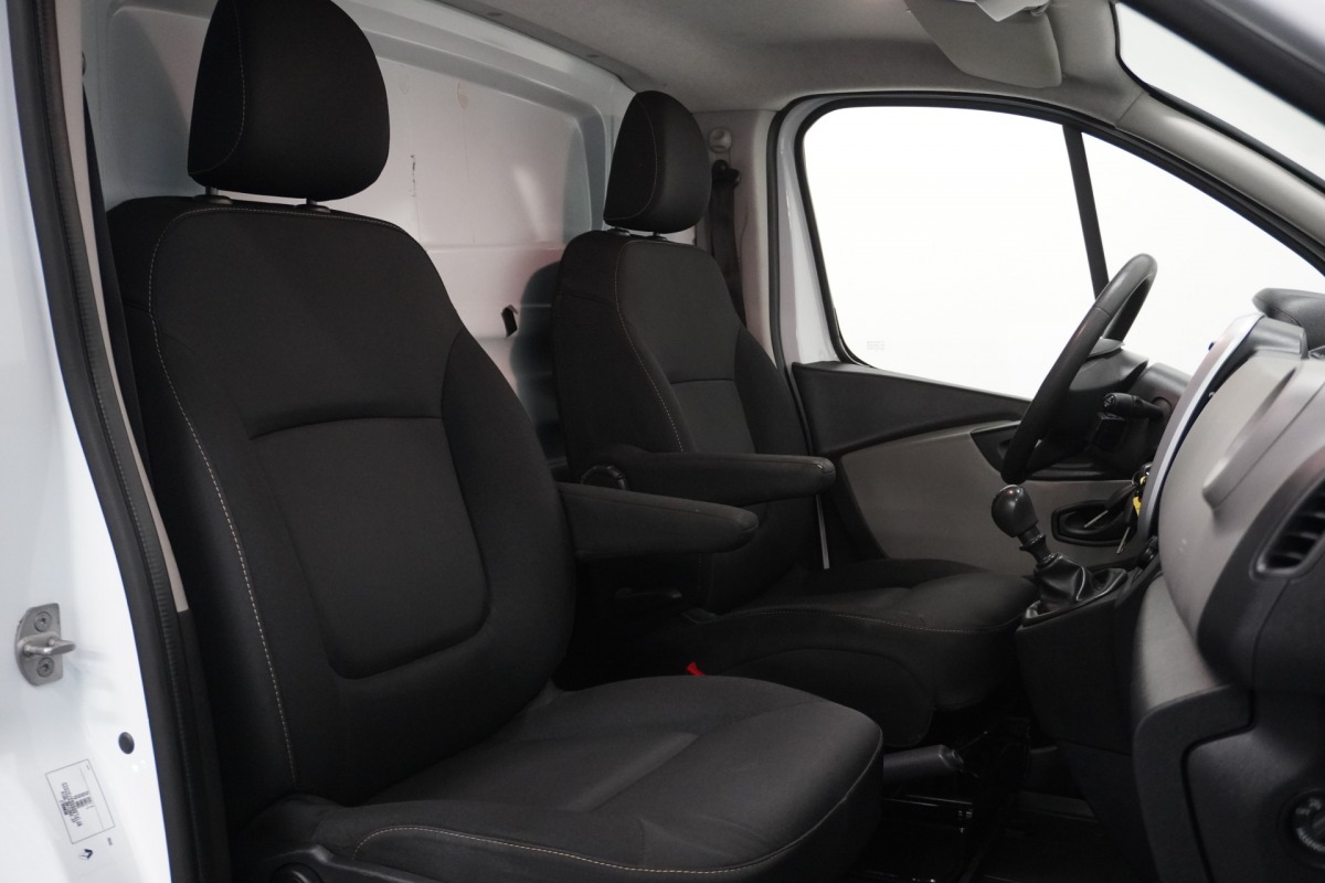 Renault Trafic 1.6 dCi 125PK EURO 6 - Airco - Navi - Cruise - € 12.499,- Excl.