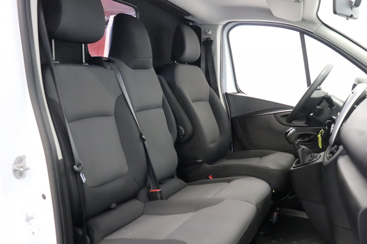 Renault Trafic 1.6 dCi - EURO 6 - Airco - Navi - Cruise - € 12.950,- Excl.