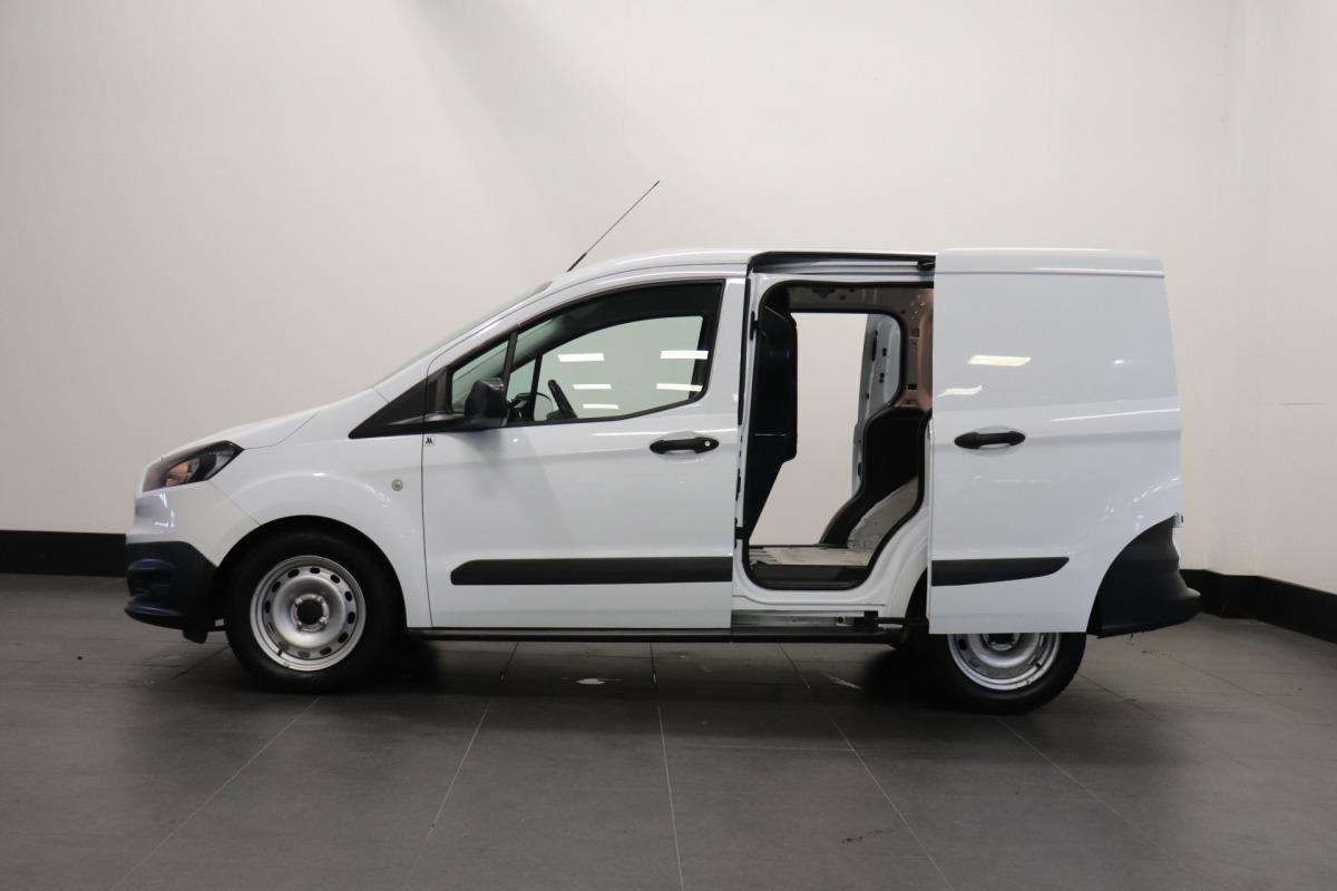 Ford Transit Courier 1.0 100PK 2x Schuifdeur BENZINE - Airco - Trekhaak - € 9.900,- Excl.
