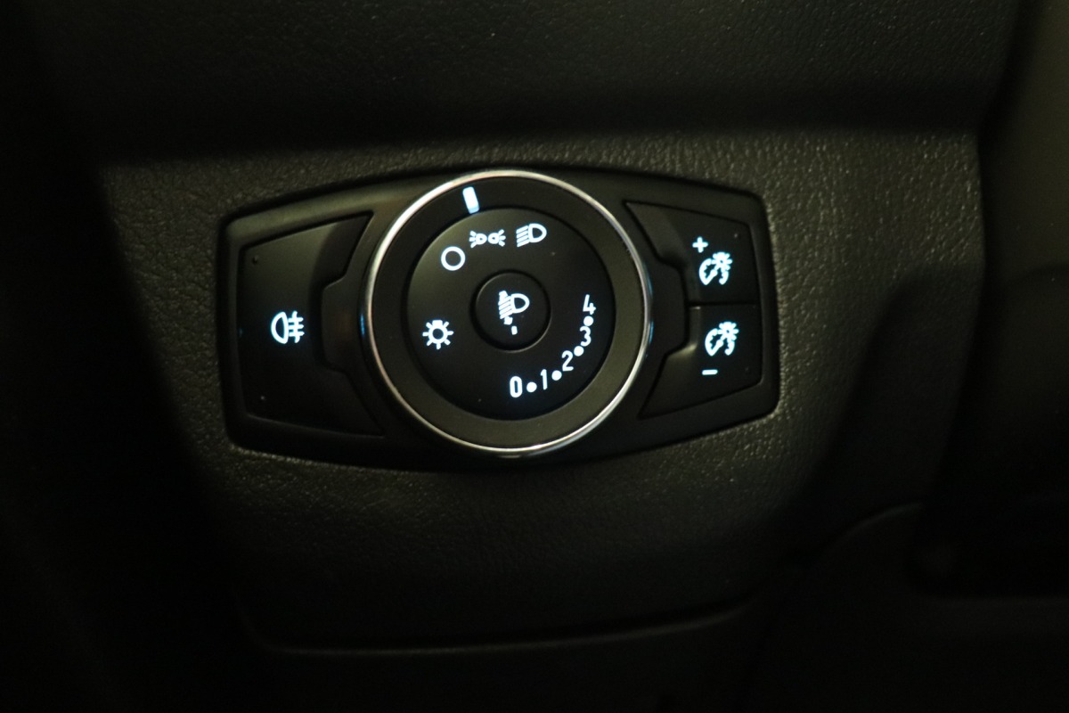 Ford Transit Courier 1.0 100PK 2x Schuifdeur BENZINE - Airco - Trekhaak - € 9.900,- Excl.