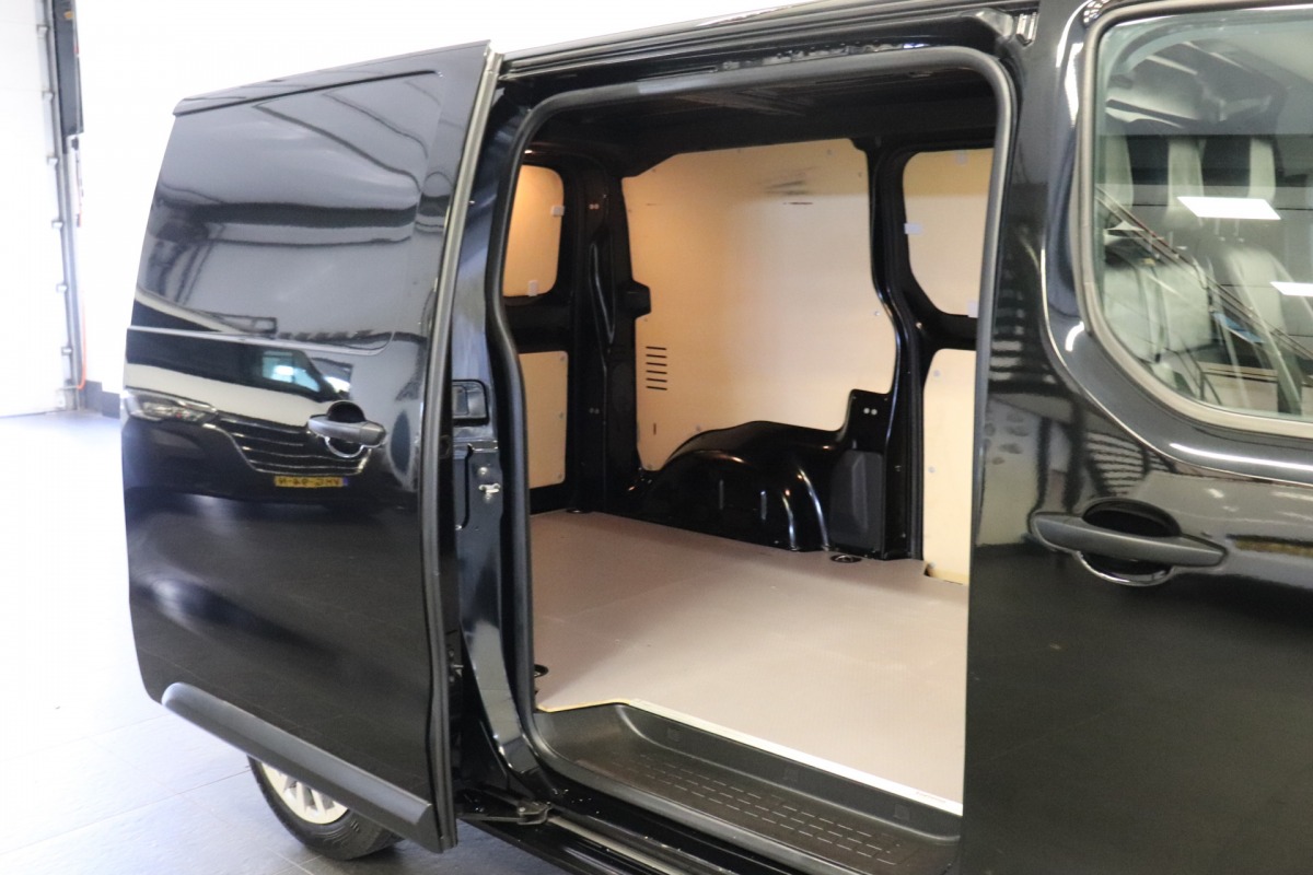Opel Vivaro 2.0 CDTI 150PK L2 - EURO 6 - Airco - Navi - Cruise - € 12.499,- Excl.