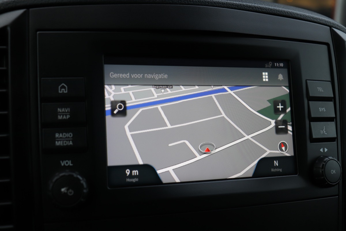 Mercedes-Benz Vito 116 CDI Lang EURO 6 - Airco - Navi - Cruise - € 17.950, Excl.
