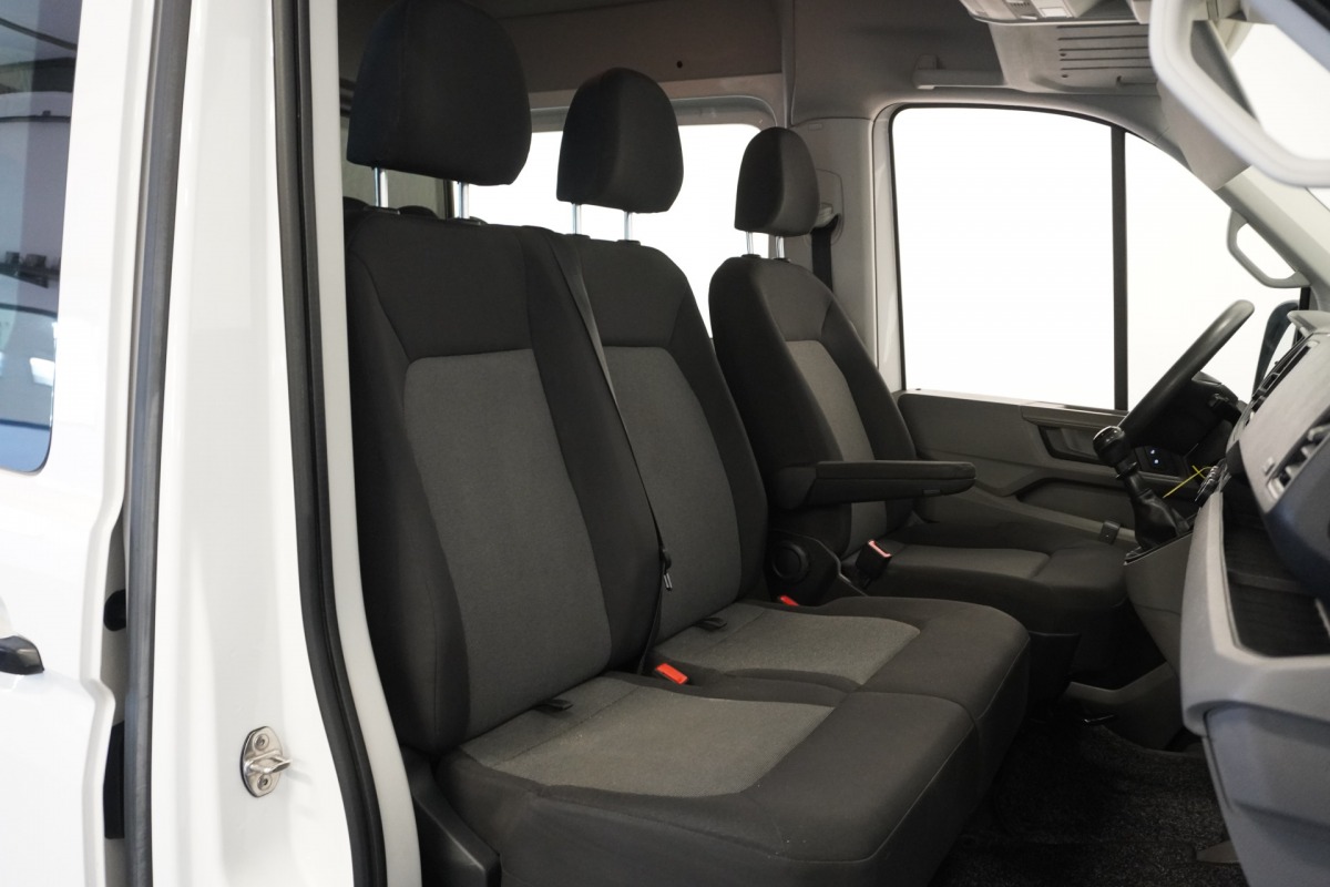 Volkswagen Crafter 2.0 TDI L4H3 Dubbele Cabine EURO 6 - Airco - Navi - Cruise - € 22.950,- Excl.