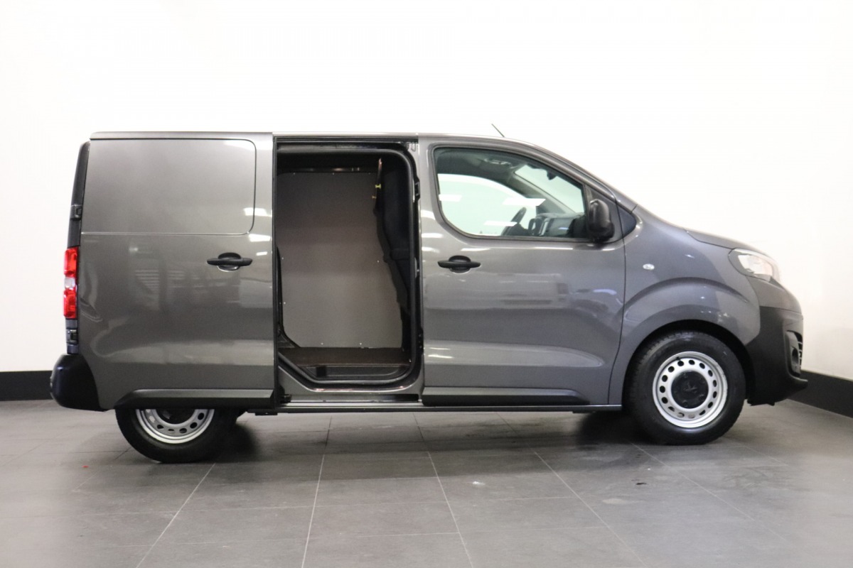 Peugeot Expert 2.0 BlueHDI 150PK - EURO 6 Airco - Navi - Cruise - € 11.900,- Excl.