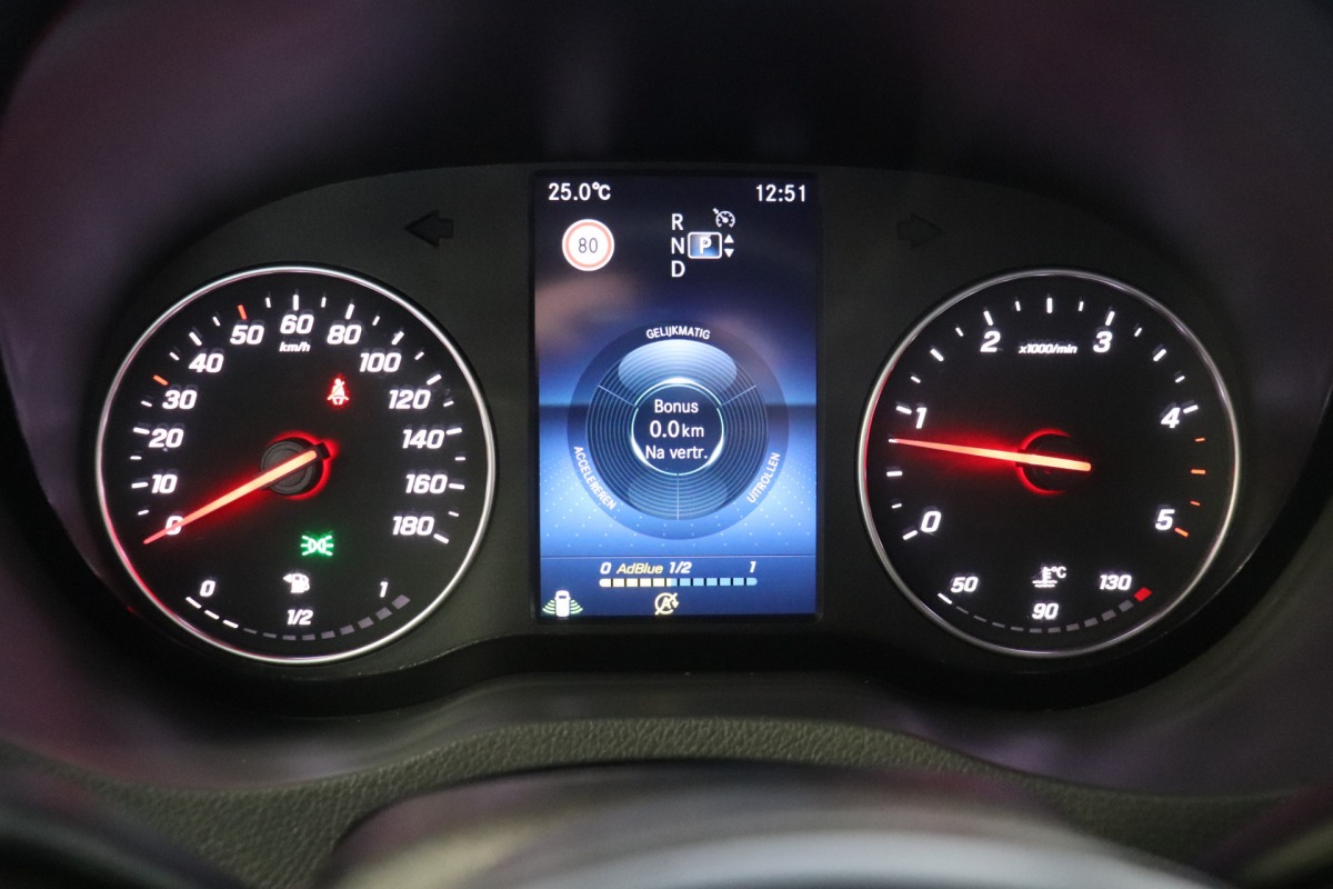 Mercedes-Benz Sprinter 311 2.2 CDI Automaat EURO 6 - Airco - Navi - Cruise - € 17.499,- Excl.