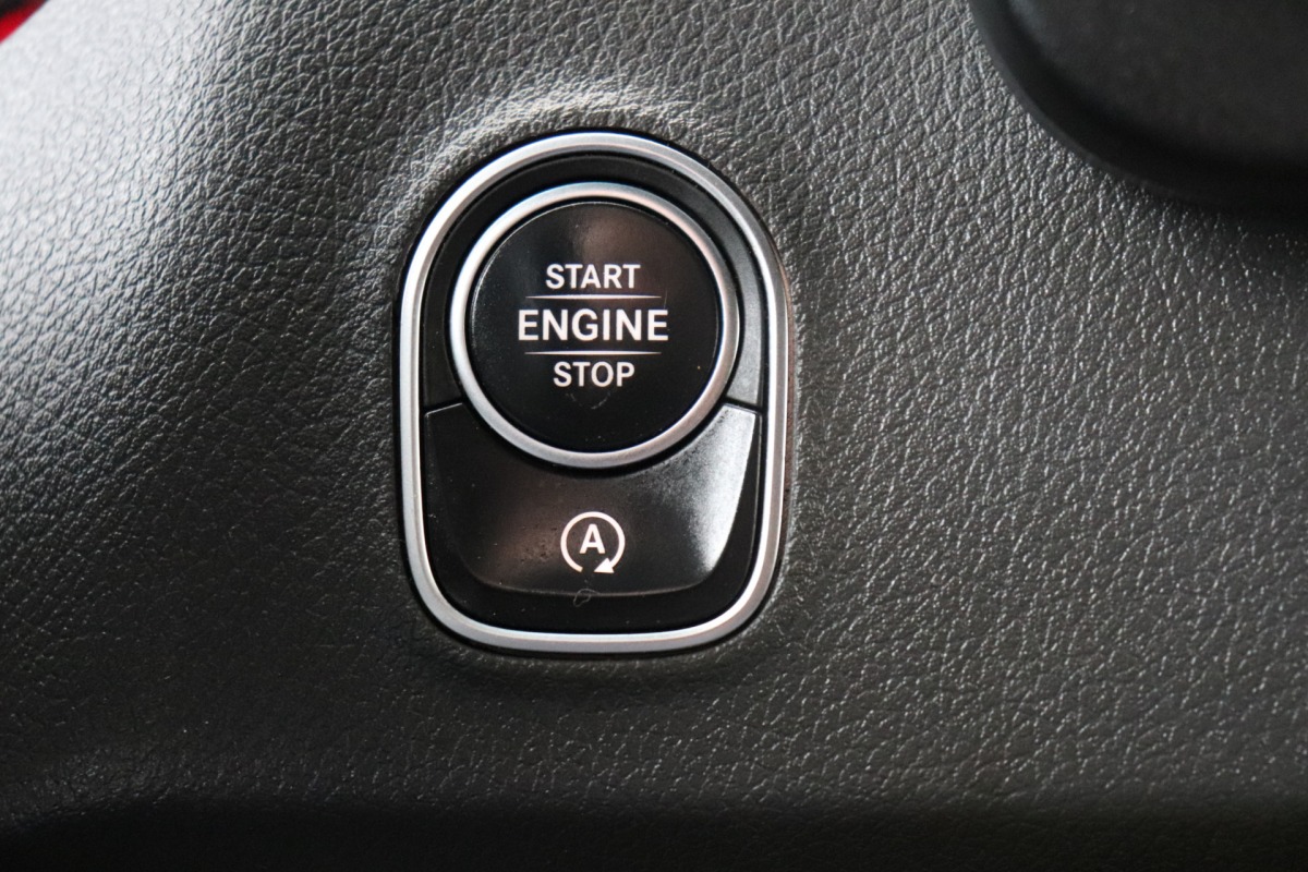 Mercedes-Benz Sprinter 311 2.2 CDI Automaat EURO 6 - Airco - Navi - Cruise - € 17.499,- Excl.