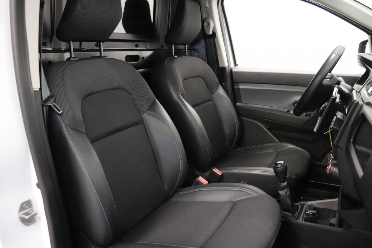 Renault Express 1.5 dCi EURO 6 - Airco - Cruise - PDC - € 12.950,- Excl.
