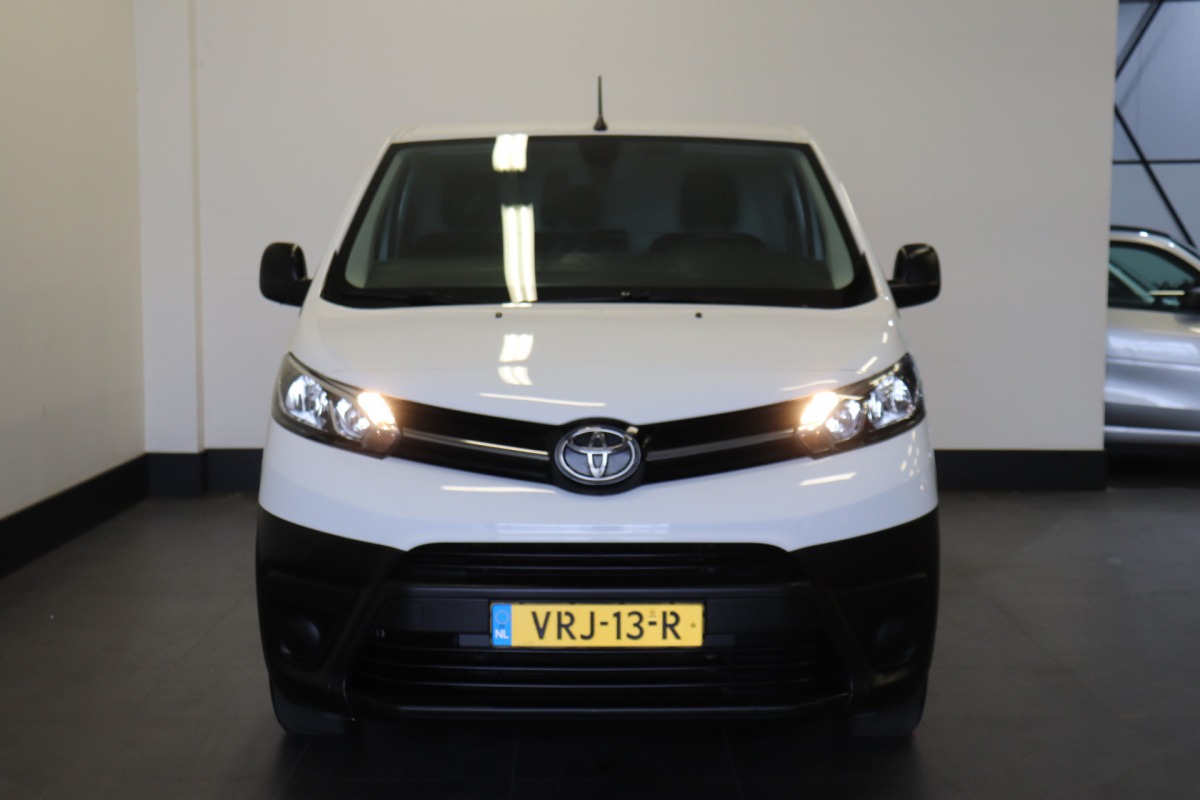 Toyota ProAce 2.0 D-4D 144PK EURO 6 - Airco - Cruise - PDC - € 16.900,- Excl.
