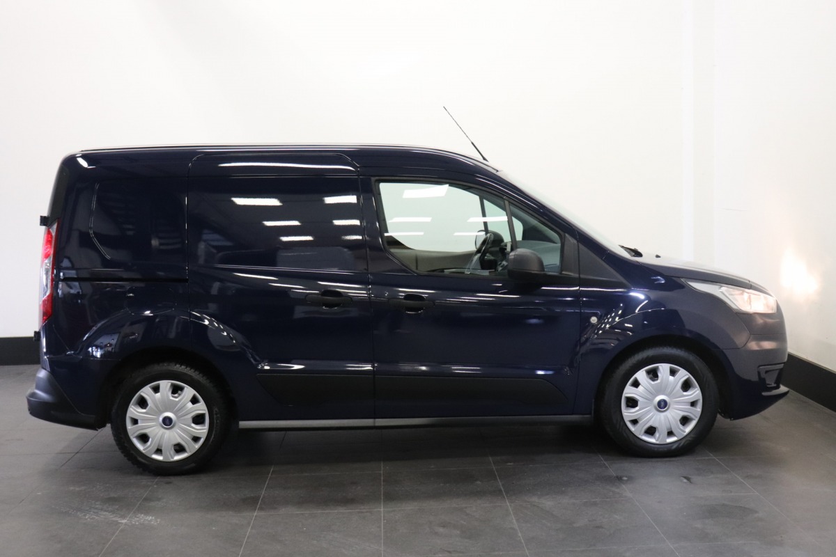 Ford Transit Connect 1.5 EcoBlue EURO 6 - Airco - Cruise - Camera - € 9.900,- Excl.