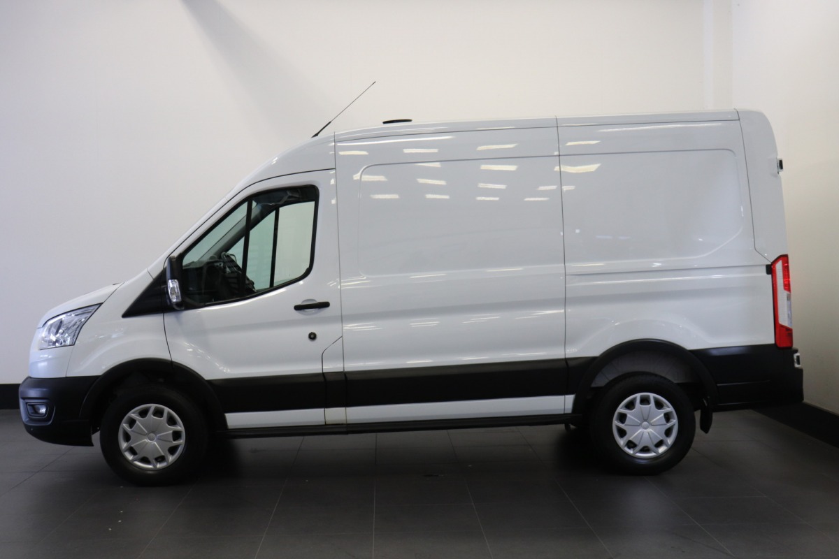Ford Transit 350 2.0 TDCI 130PK L2H2 - EURO 6 - Airco - Navi - Cruise - € 19.900,- Excl.