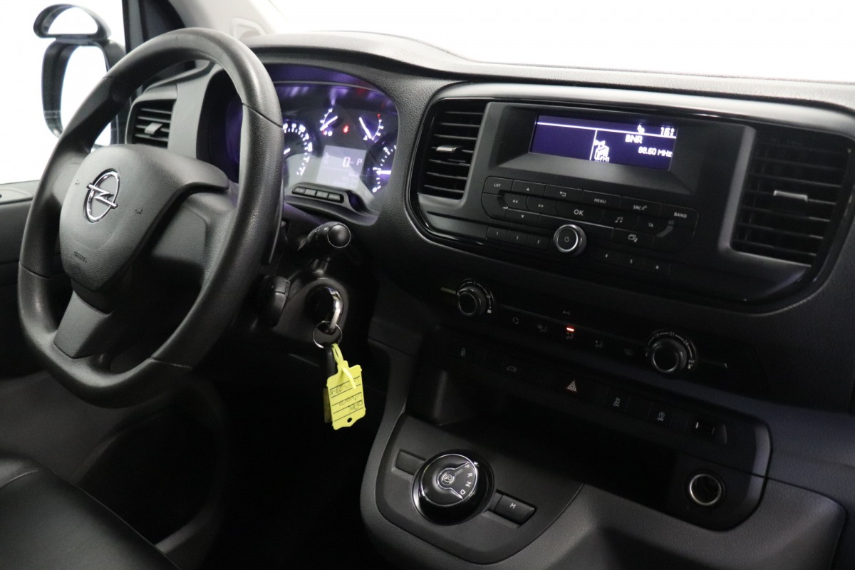 Opel Vivaro 2.0 CDTI L2 123PK Automaat EURO 6 - Airco - Cruise - PDC - Trekhaak - €13.950,- Excl.