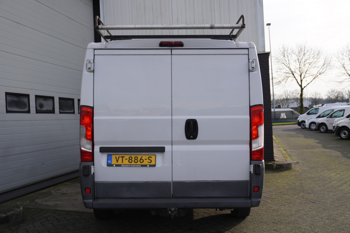 Fiat Ducato 2.0 MultiJet 115PK - Airco - Achteruitrijcamera - Imperiaal - Trekhaak - € 4.950,- Excl.